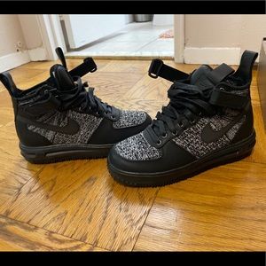 Nike Flyknit Workboot